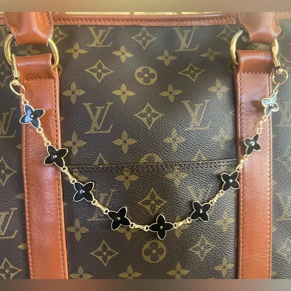 Clover Flower Purse Accessory/ Purse Chain Extension - Picture 6 of 6